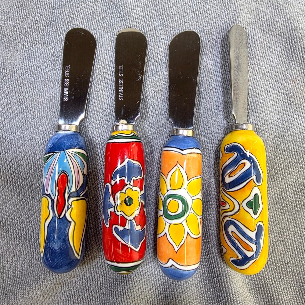 Bella Casa by Ganz Cheese Spreader Set 5in Multicolor Ceramic Hand-Painted